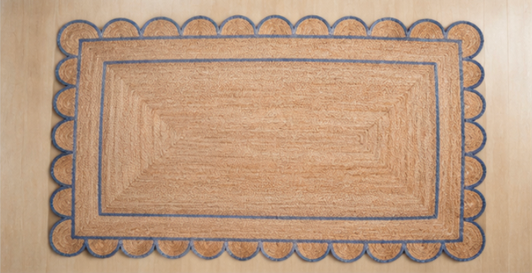 Scallop Jute Rug with Blue Border
