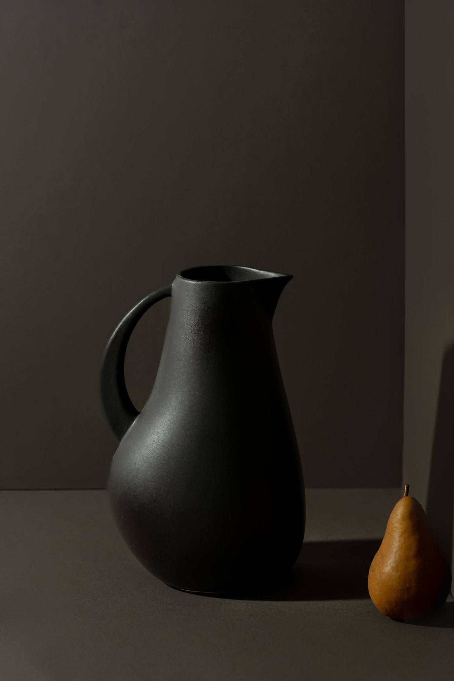 Kuduo Stoneware Pitcher