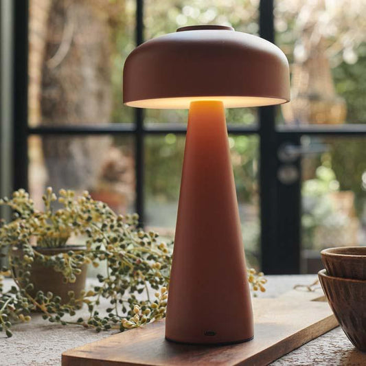 Terracotta Adelaide Lamp