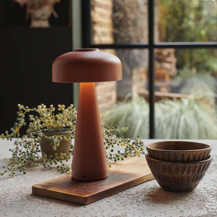 Terracotta Adelaide Lamp