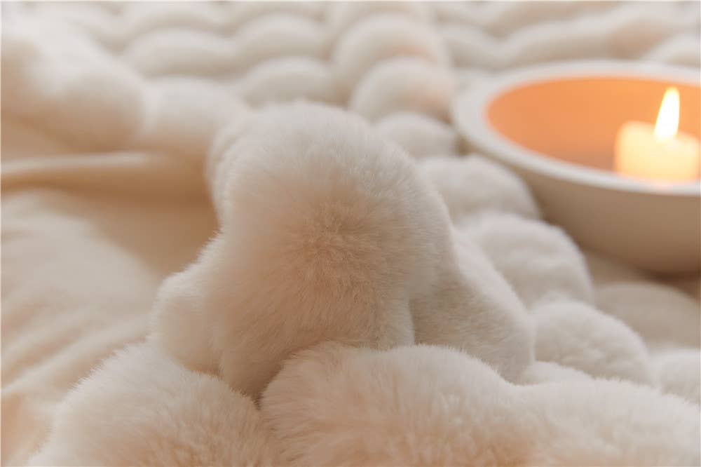 Plush Luxurious Faux Fur Throw Blanket