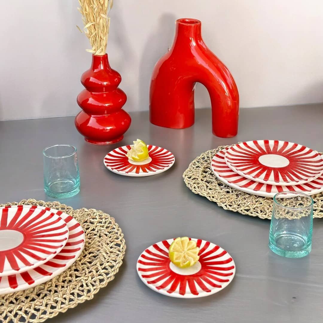 Red Sun Plate Set