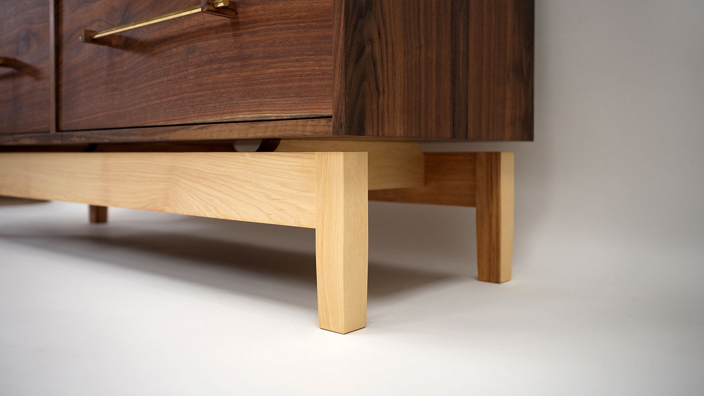 Luna Dresser