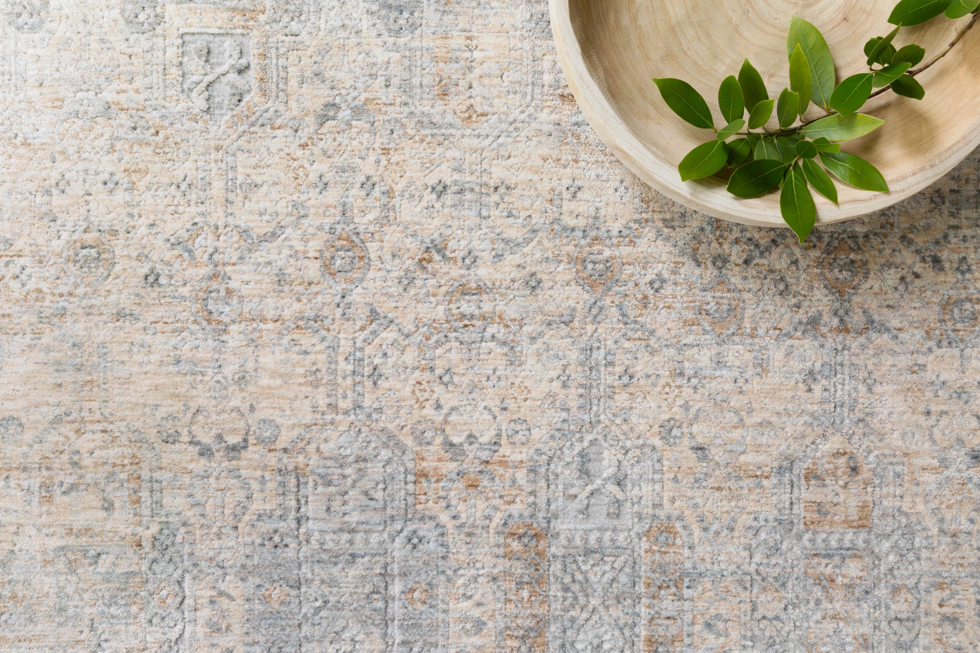 Close-up of the Pandora Ivory/Mist rug high-low texture.